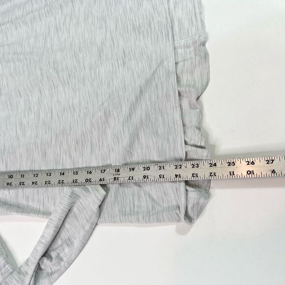 Lululemon Long Sleeve Shirt Womens 8 Gray Keyhole Open Back Pullover - Picture 3 of 7